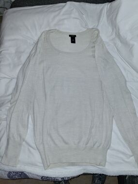 Ann Taylor Cream Scoop Neck Lightweight Sweater